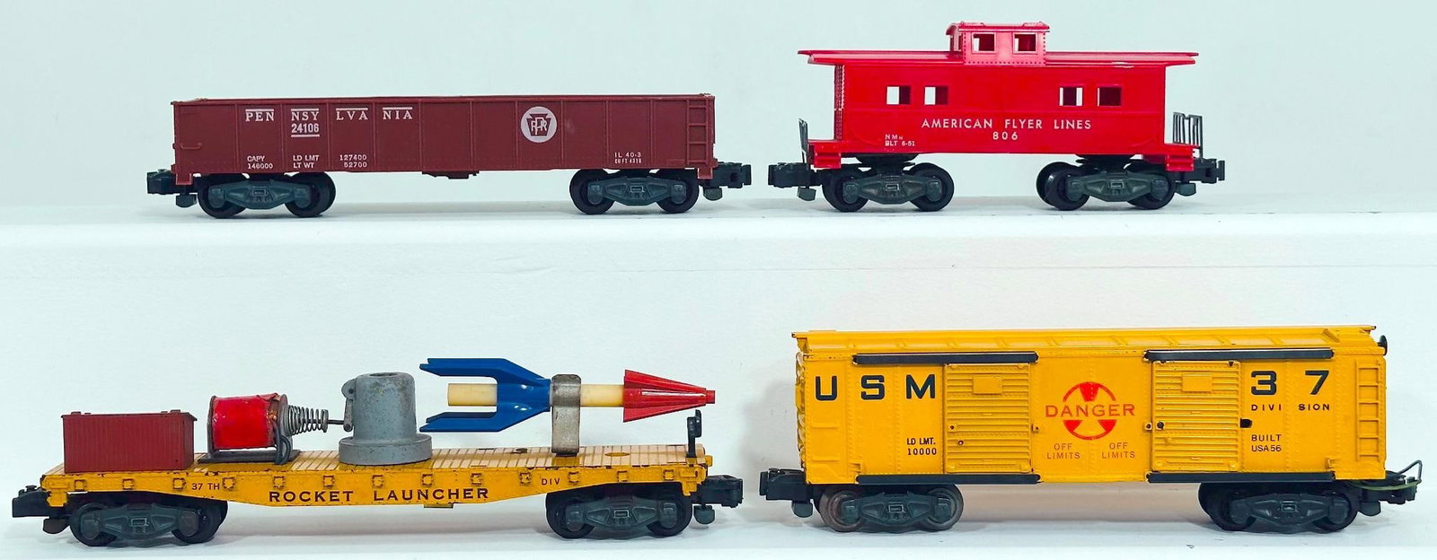 American Flyer Postwar S Gauge 25056 Rocket Launcher and USM - 806 -24106: American Flyer Postwar S Gauge 25056 Rocket Launcher and USM - 806 -24106, each in C7 or better.
