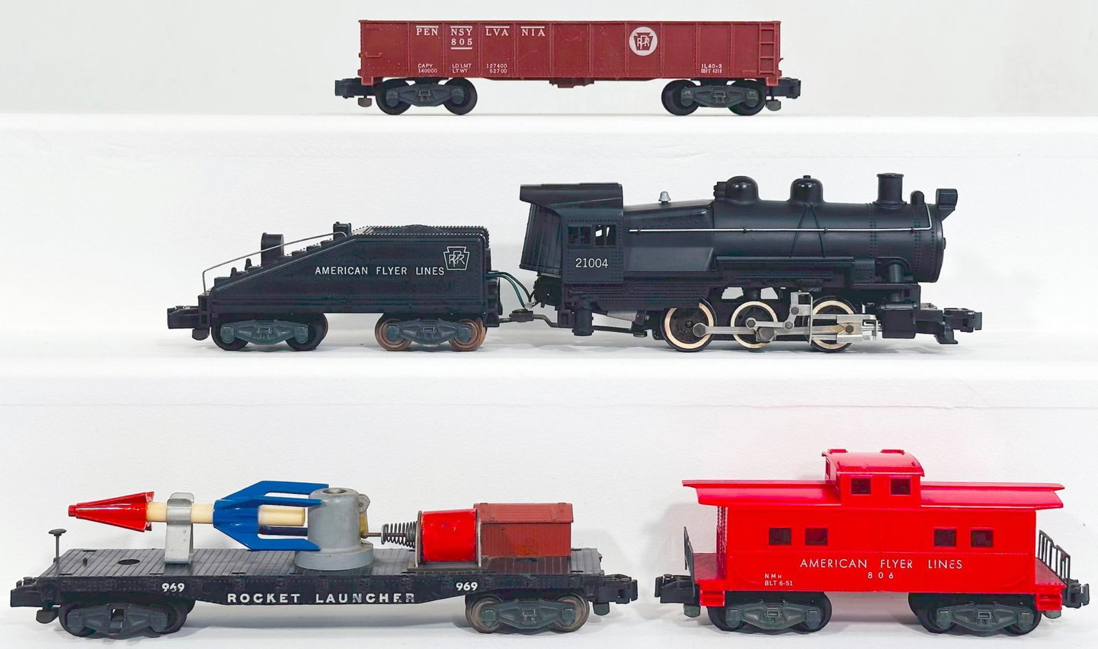 American Flyer Postwar S Gauge 21004 PRR Switcher Locomotive and Tender - 805 - 969 - 806: American Flyer Postwar S Gauge 21004 PRR Switcher Locomotive and Tender - 805 - 969 - 806, each in C7 plus or better.