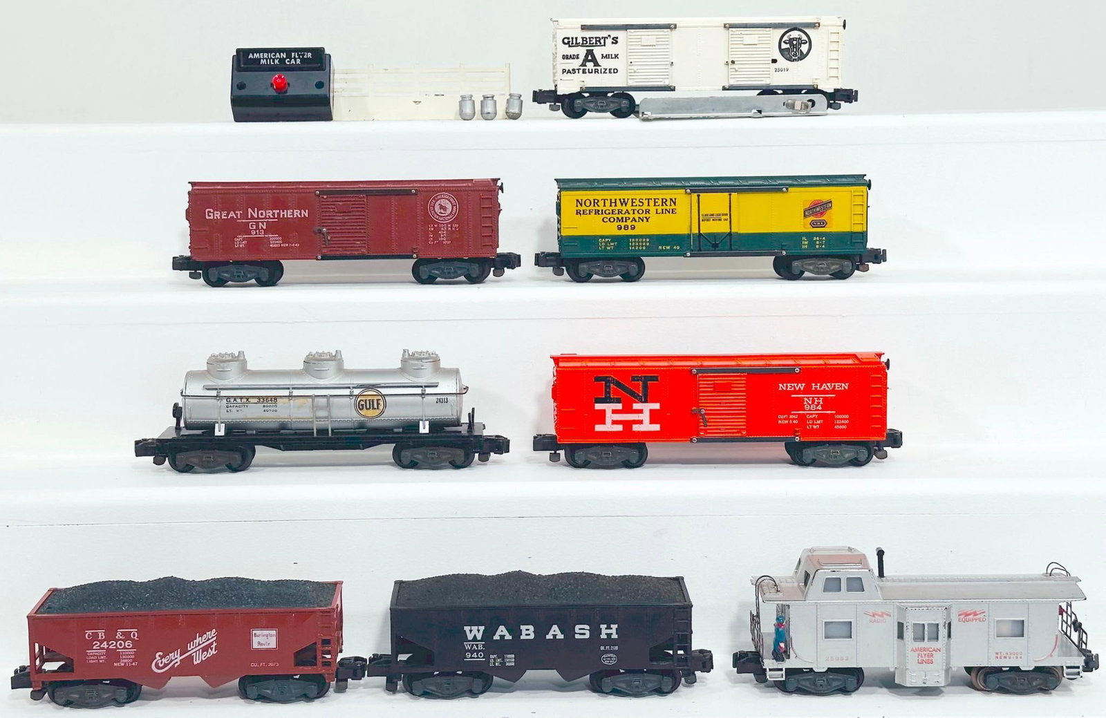 American Flyer Postwar S Gauge Eight (8) Assorted Freight Cars (1 of 6)