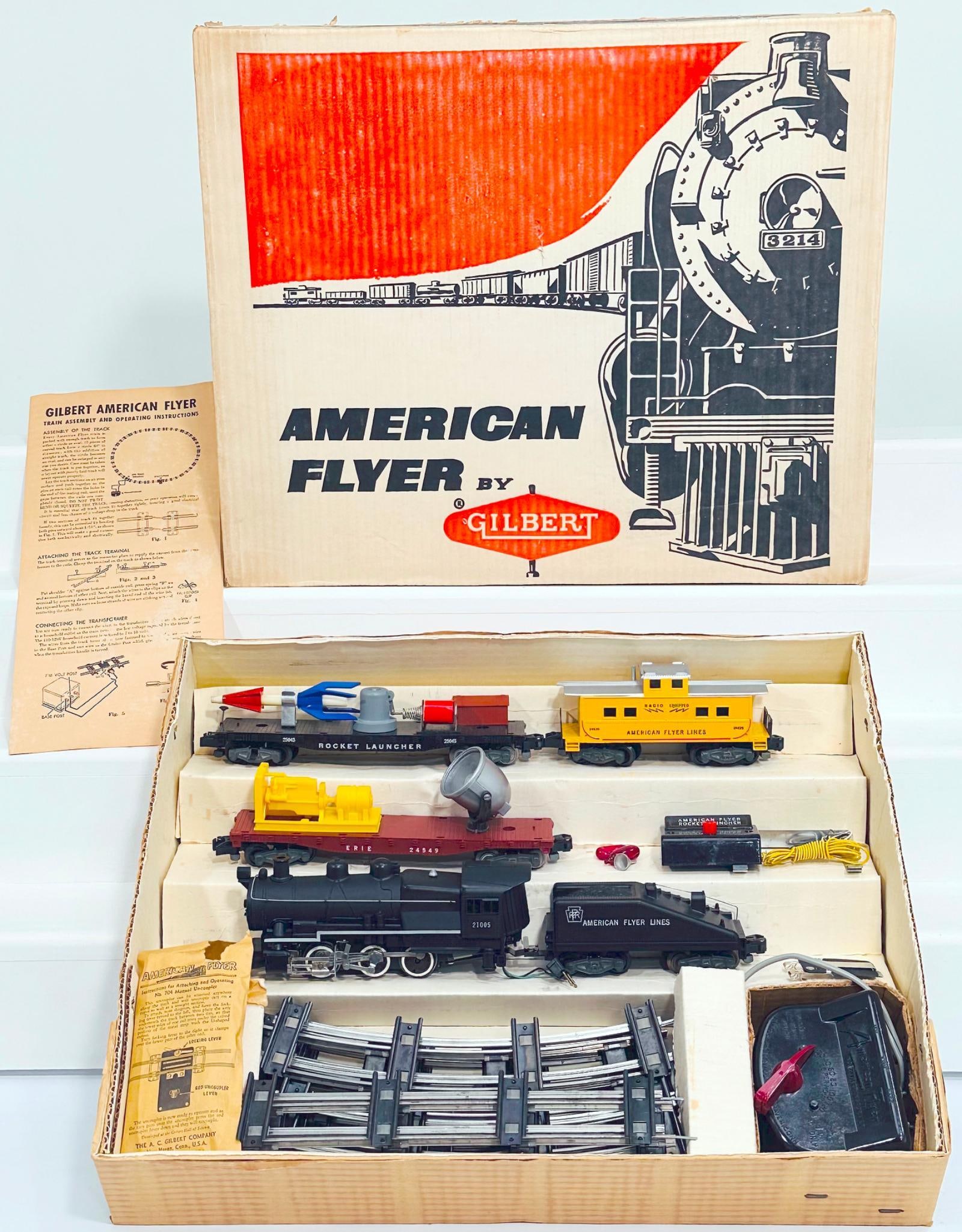 American Flyer Postwar S Gauge Outfit No. 20425 Keystone Freight Set from 1958 and Set Box: American Flyer Postwar S Gauge Outfit No. 20425 Keystone Freight Set from 1958 and Set Box, including 21005 Locomotive and Tender, 25045, 25049 and 24626, each in C7 plus or better and each with its o