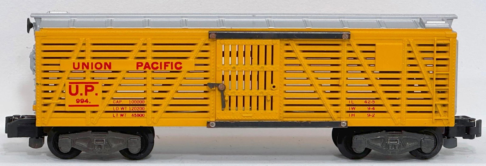 American Flyer Postwar S Gauge 994 Union Pacific Stock Car: American Flyer Postwar S Gauge 994 Union Pacific Stock Car, in C7 plus.