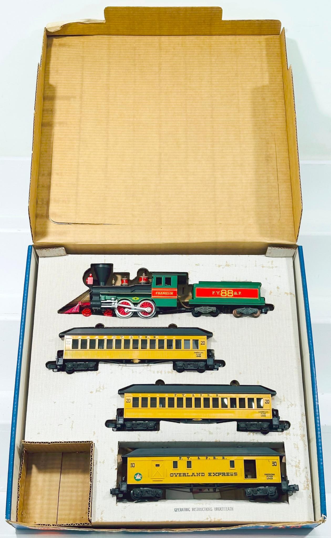 American Flyer Postwar S Gauge Outfit No. 20550 Frontiersman Passenger Set Boxed from 1960: American Flyer Postwar S Gauge Outfit No. 20550 Frontiersman Passenger Set Boxed from 1960, including 21088 Franklin Old Time Locomotive and Tender and 24720, 24730 and 24740 Old Time Wood Sided Passe