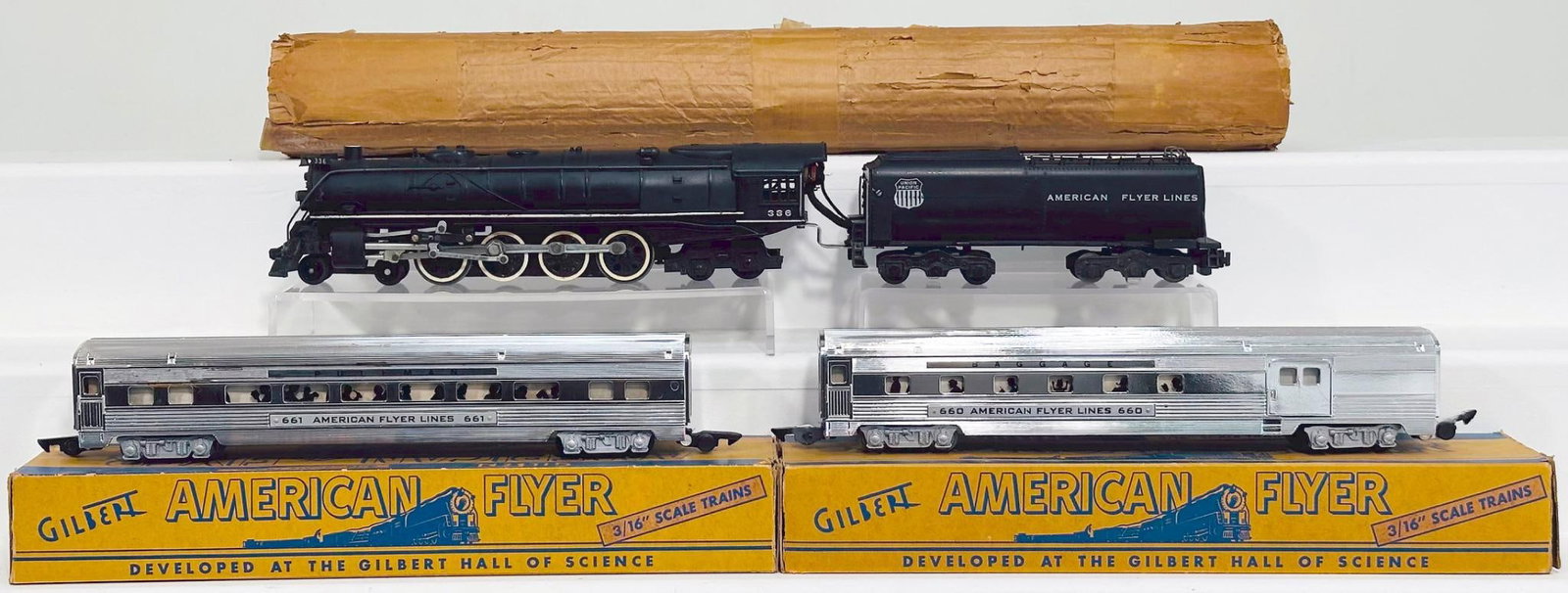 American Flyer Postwar S Gauge 336 Union Pacific 4-8-4 Locomotive and Tender/660-661 Chrome: American Flyer Postwar S Gauge 336 Union Pacific 4-8-4 Locomotive and Tender/660-661 Chrome Passenger Cars, each in C7 plus and each with its original box and wrap.