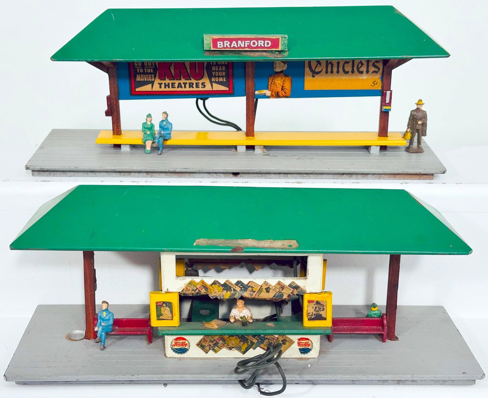 Mini - Craft Postwar S Gauge Station and Mini - Craft Postwar S Gauge Newsstand: Mini - Craft Postwar S Gauge Station and Mini - Craft Postwar S Gauge Newsstand, with the Station Platform in C7 and the Newsstand in C6 plus because missing the roof identification sign.