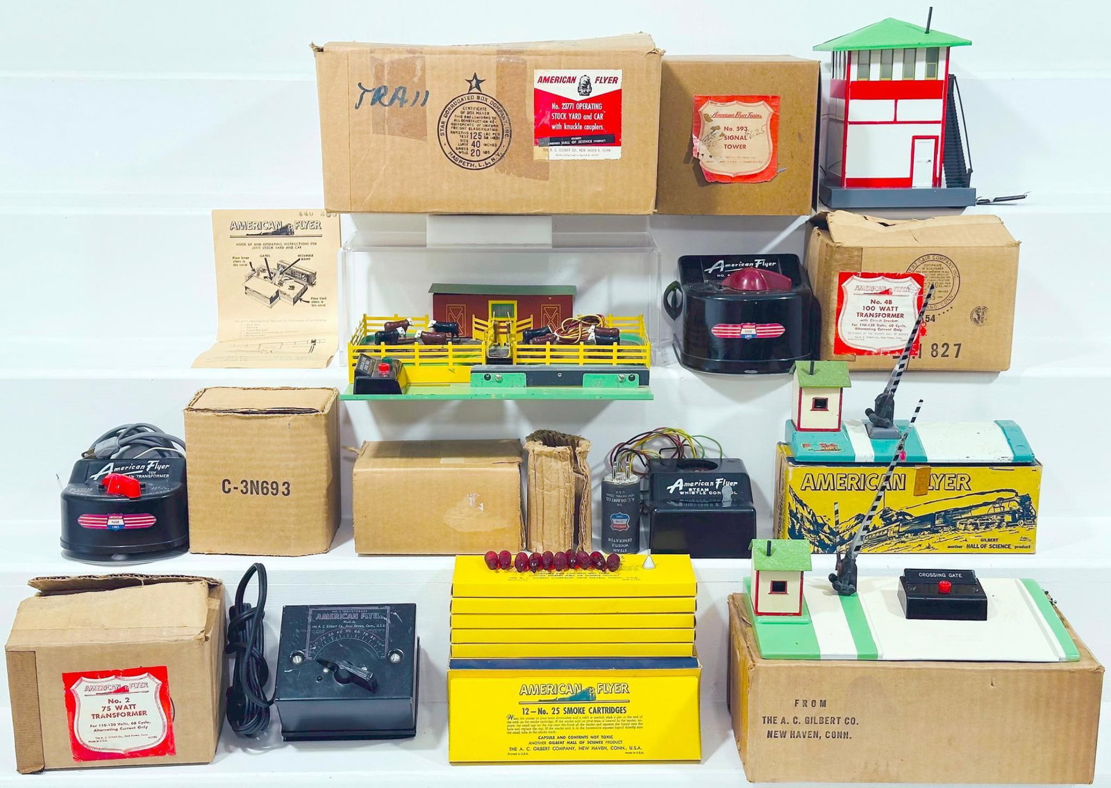 American Flyer Postwar S Gauge 4B 100 Watt Transformer/23771 Operating Stockyard and Car: American Flyer Postwar S Gauge 4B 100 Watt Transformer/23771 Operating Stockyard and Car/592 Crossing Gate/593 Signal Tower/600 Crossing Gate/25 Smoke Cartridges/No. 2 75 Watt Transformer, each in C7 