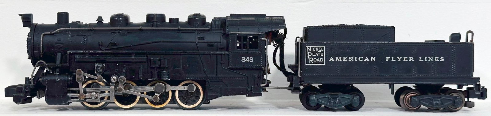 American Flyer Postwar S Gauge 343 Nickel Plate Road 0 - 8 - 0 Switcher Locomotive and Tender (1 of 6)