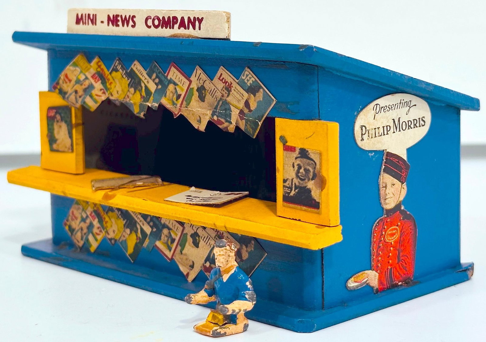 Mini - Craft Postwar Newsstand X3 - 4