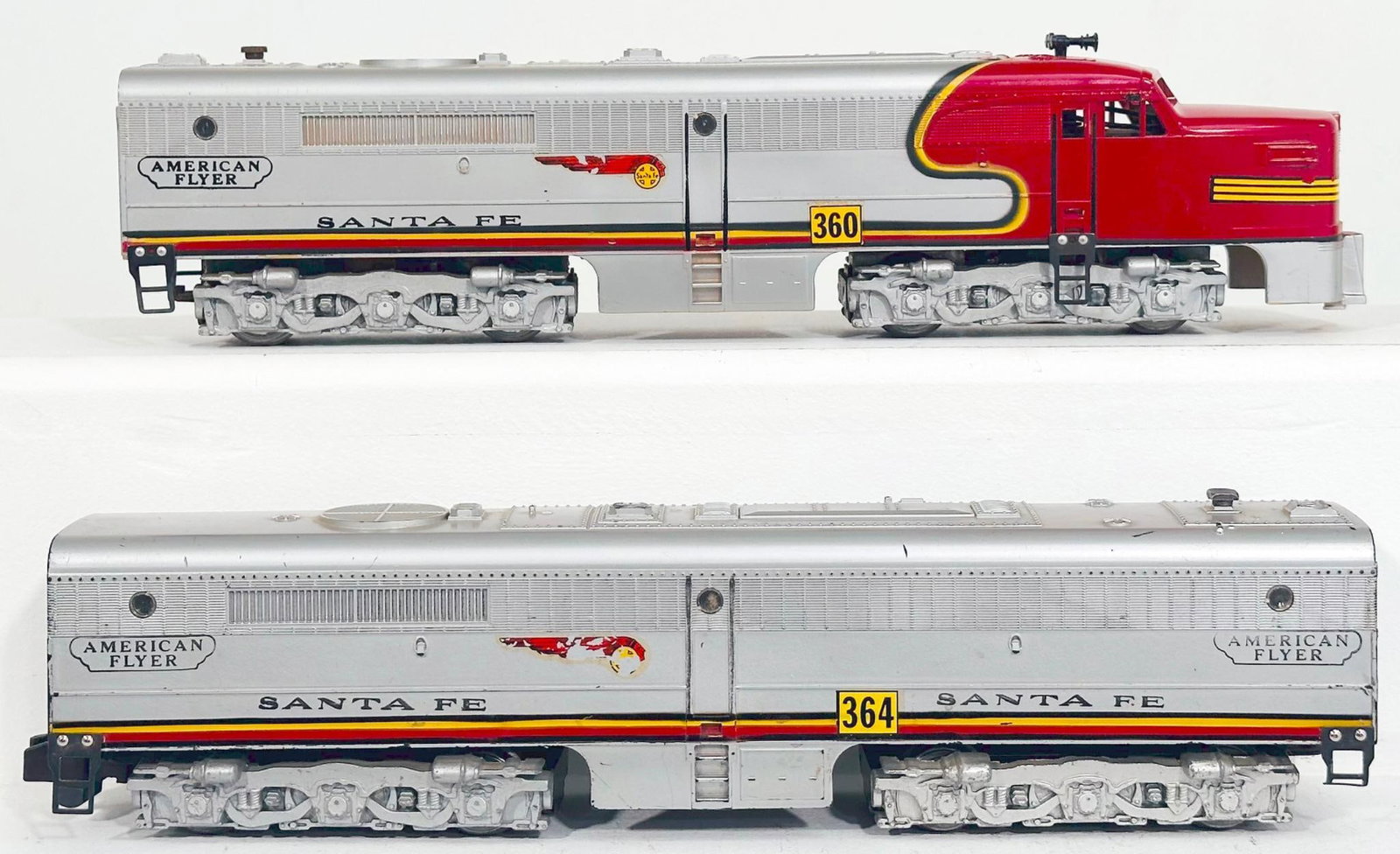 American Flyer Postwar S Gauge 360 and 364 Santa Fe A - B Alco Diesel Units: American Flyer Postwar S Gauge 360 and 364 Santa Fe A - B Alco Diesel Units, with the 360 in C7 plus and 364 in C7 because of slight decal loss.