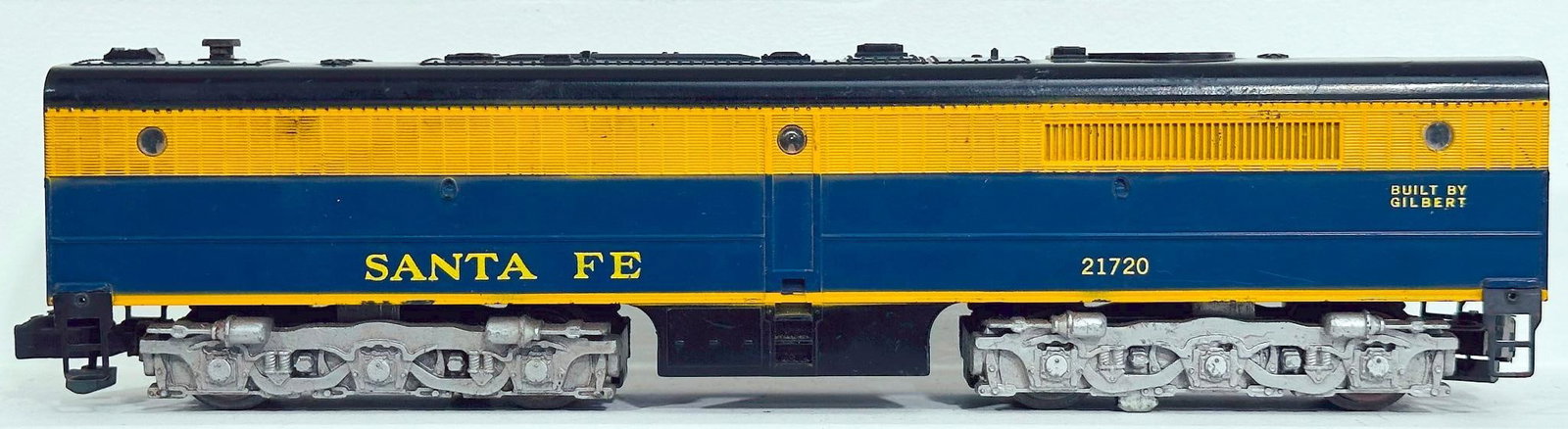 American Flyer Postwar S Gauge 21720 Santa Fe dark blue and yellow B Alco Diesel Unit (1 of 6)