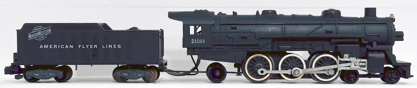 American Flyer Postwar S Gauge 21084 Chicago Northwestern 4 - 6 - 2Locomotive and Tender: American Flyer Postwar S Gauge 21084 Chicago Northwestern 4 - 6 - 2 Locomotive and Tender, in C7 plus or better.
