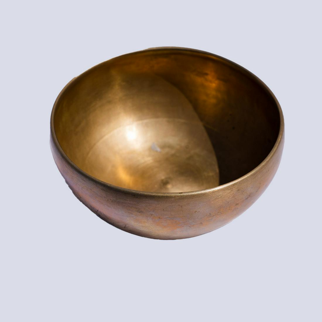 Master Quality Antique Tibetan Singing Bowl (1 of 3)