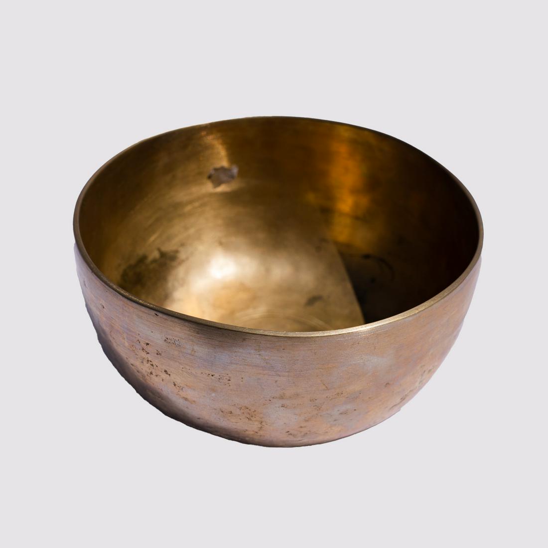 Master Quality Antique Tibetan Singing Bowl: Master Quality Singing Bowl Tibet, Antique 10 3/4 in x 4 3/4 in Made from ten to twelve different metals mixed. Used for healing and meditation. Tibetan singing bowls are known for their mysterious ye