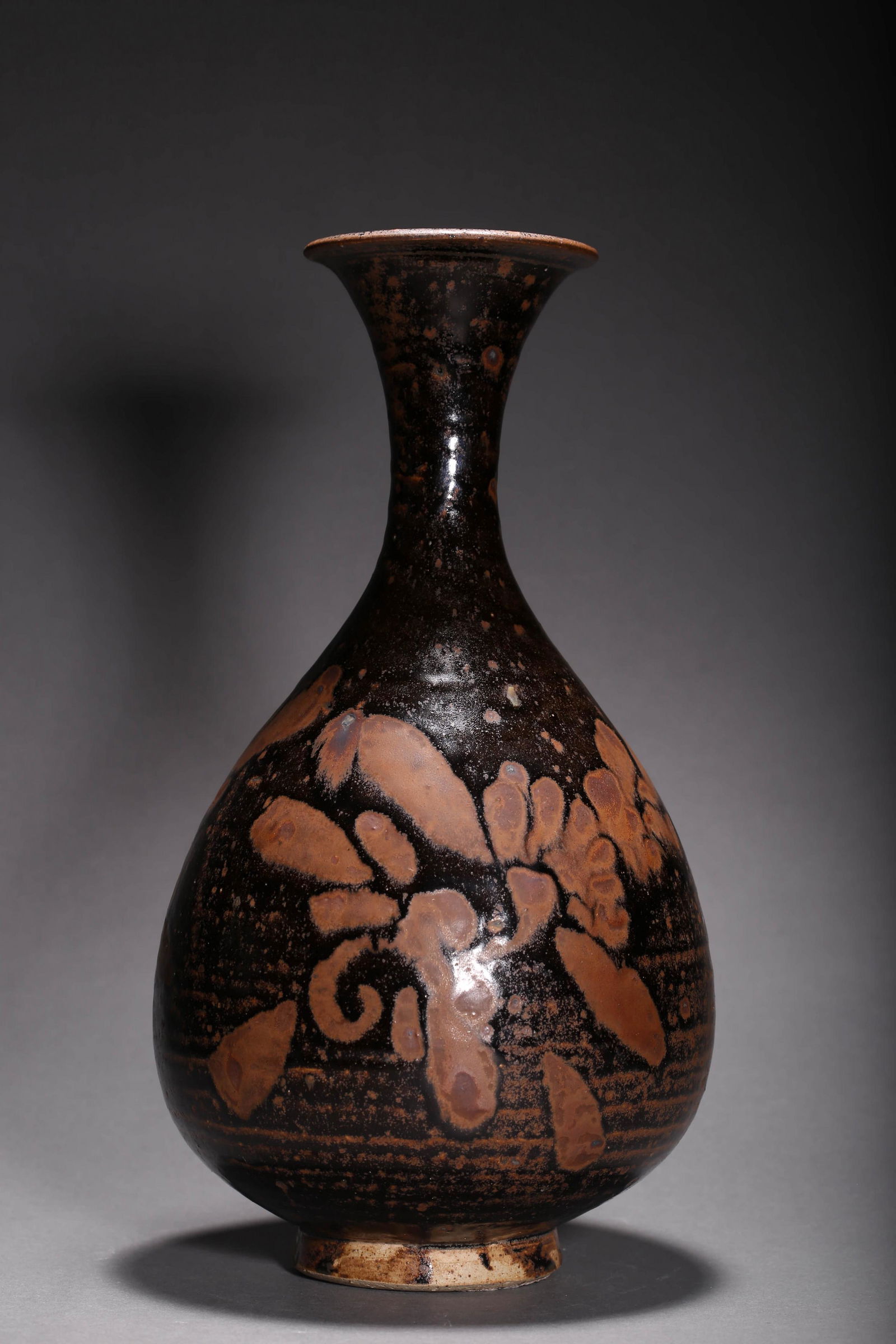 Cizhou Kiln Black-Glazed Brown-Splashed Yuhuchun (1 of 5)