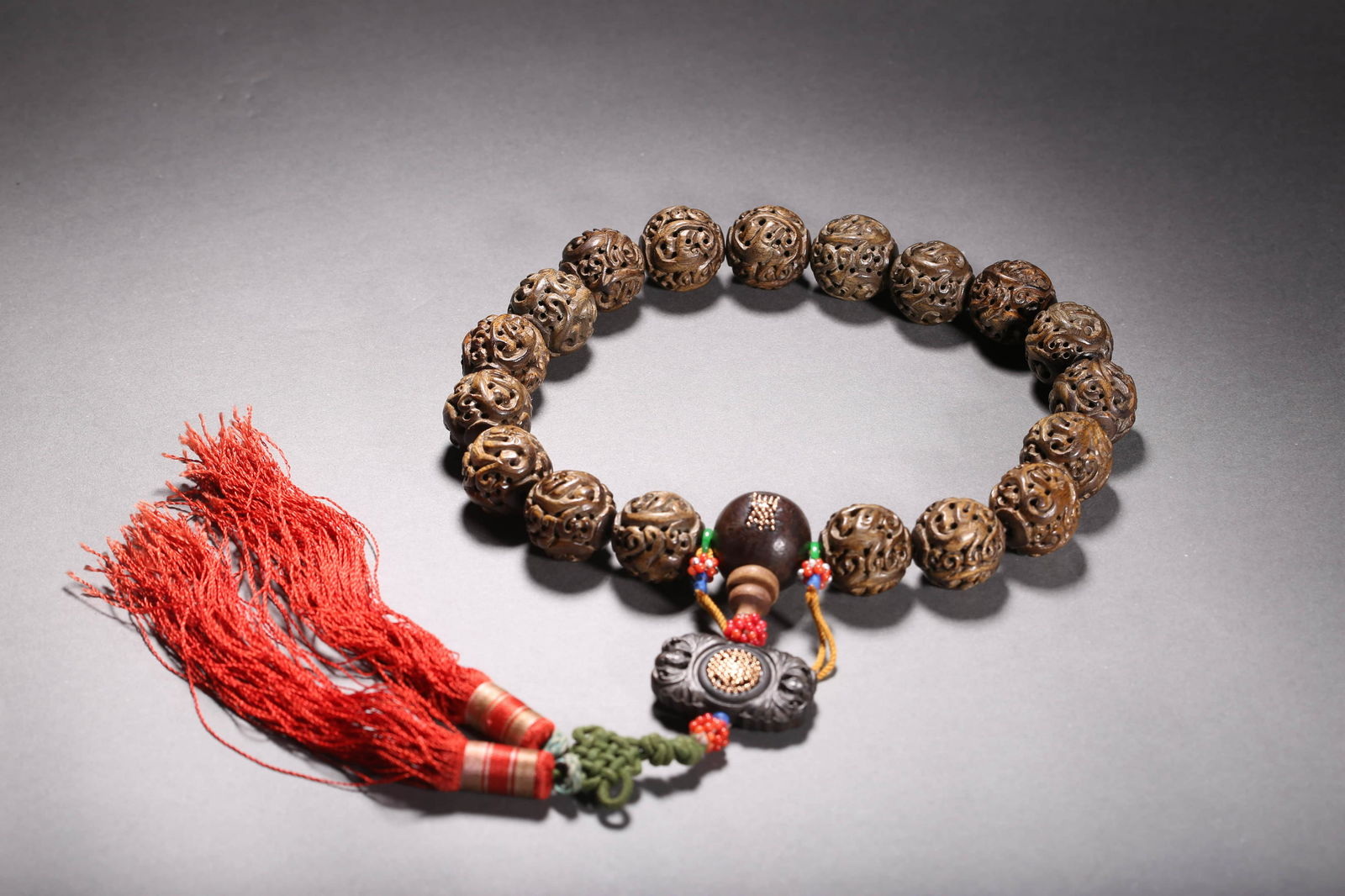 18 Pieces Eaglewood Openwork Beads Hand String (1 of 5)