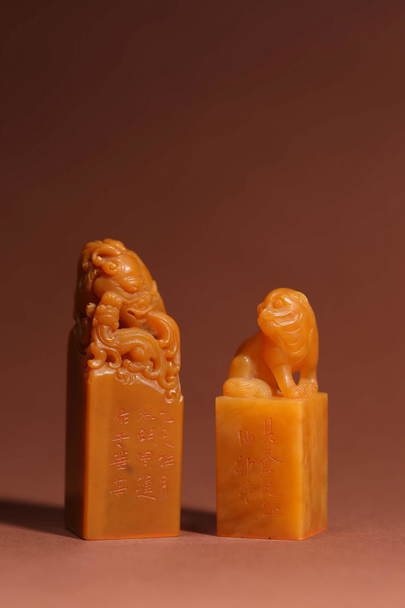 Set of Two Tianhuang Stone Beast Seals (1 of 8)