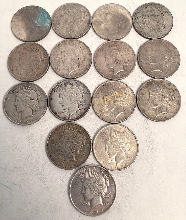 A Group of 15 1922 Silver Peace Dollars (1 of 2)