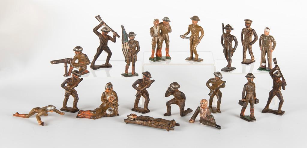 Group of US WWI Army Lead Toy Soldiers (1 of 2)