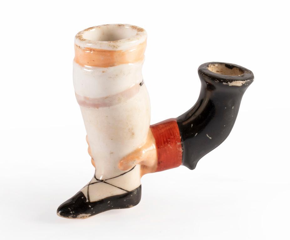 A Porcelain Figural Gentleman's Pipe (1 of 4)