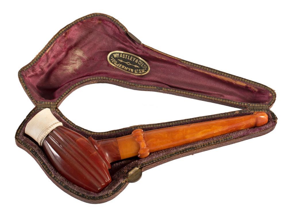 A Carved Amber Pipe with Case (1 of 3)