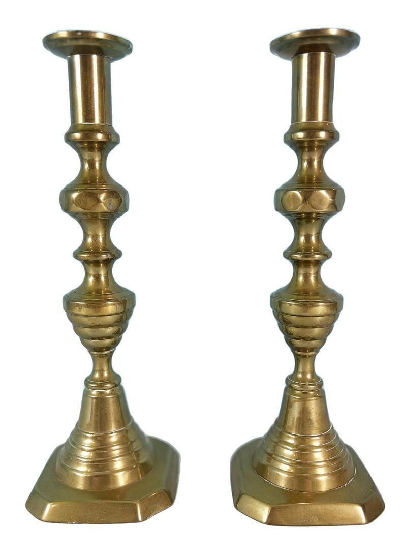 A Pair of Fine Brass Candlestick Holders (1 of 3)