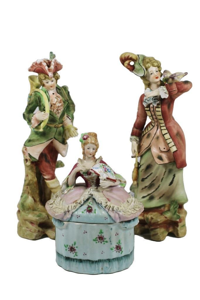 A Lot of Vintage Bone China Figurines: This lot contains two hand-painted figurines by Andrea, made in Japan and and antique trinket box, made of bone china and marked 'made in occupied Japan' underside. Overall good condition. 3 x