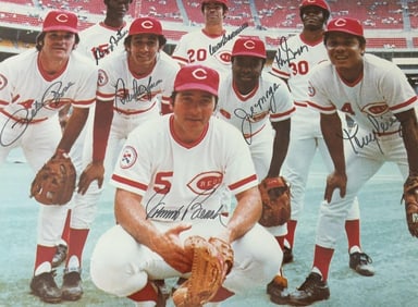 A Signed Photo of Pete Rose, Johnny Bench, Various Reds Players