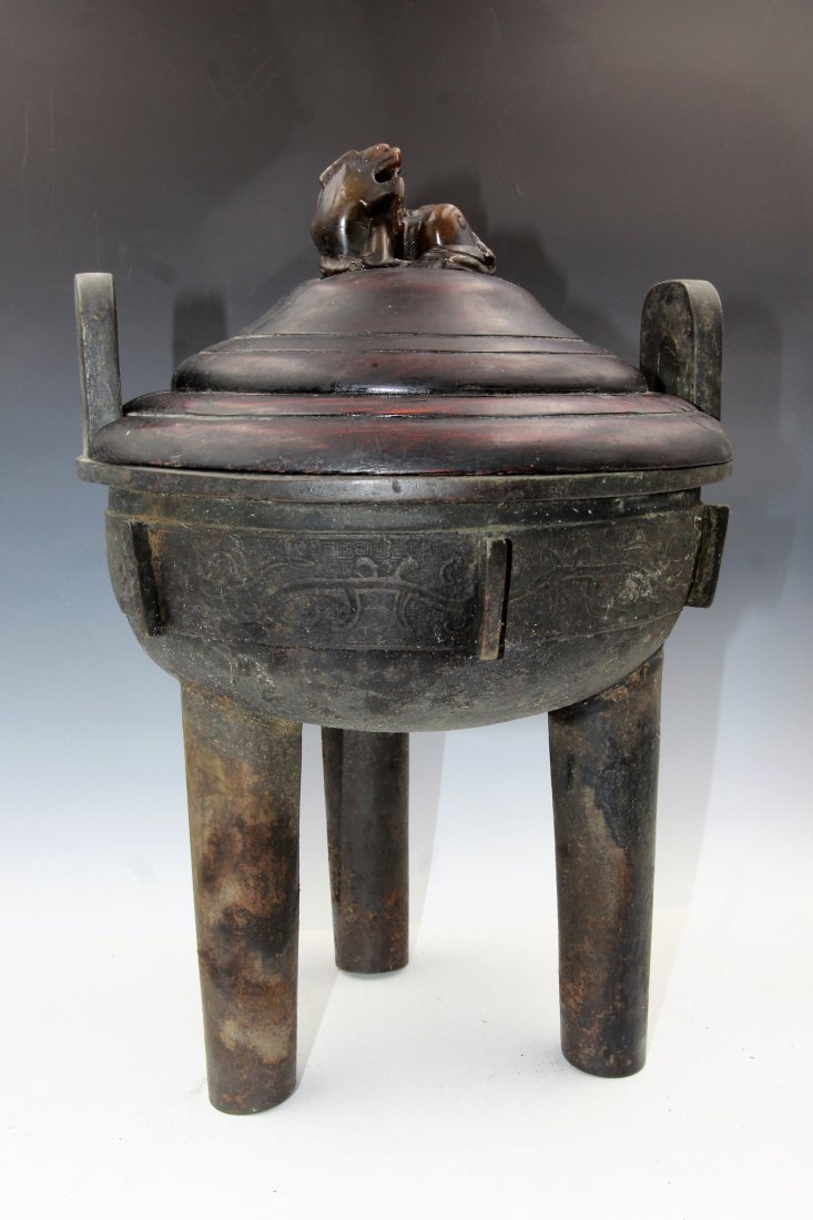 Rare Large Bronze Tripod Censer with birds and Jade food dog on Top (1 of 11)