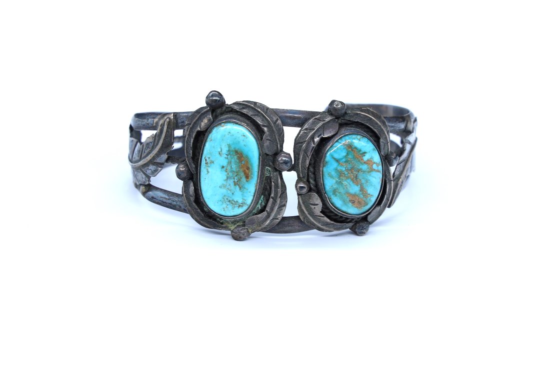 Vintage Native Navajo Turquoise Cuff Bracelet (1 of 8)