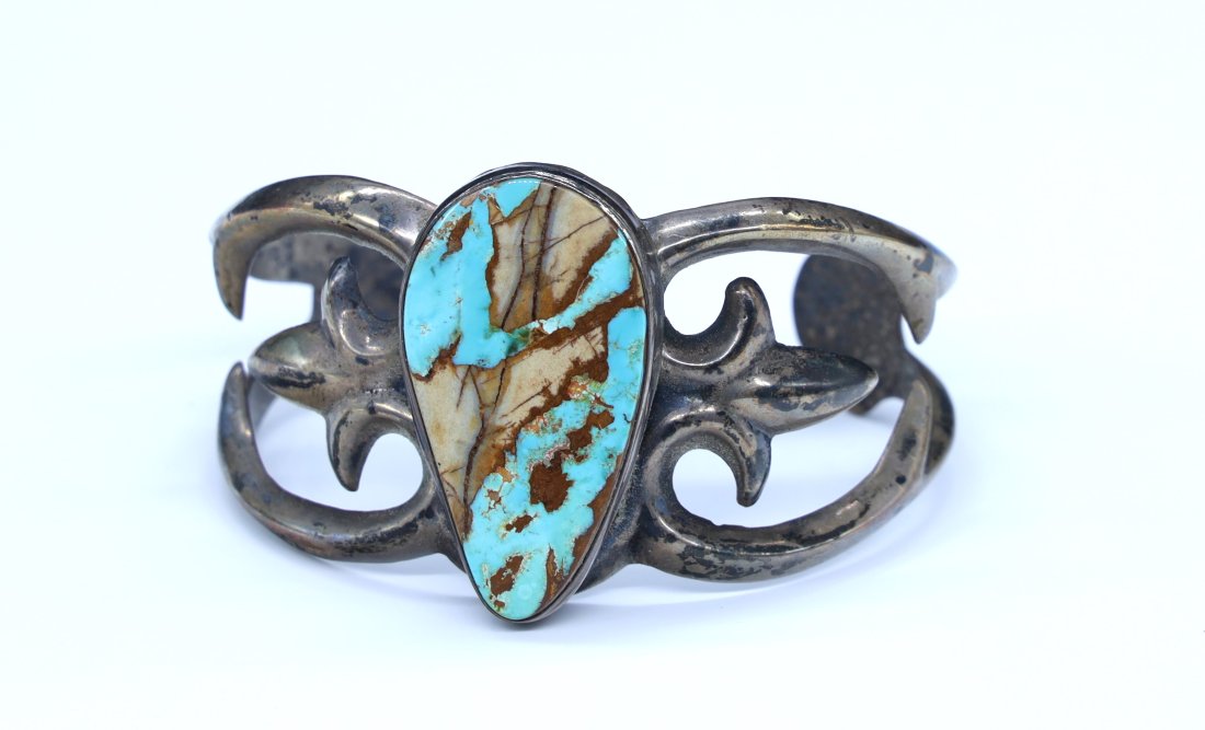 Fantastic Vintage Native Turquoise Cuff Bracelet (1 of 6)