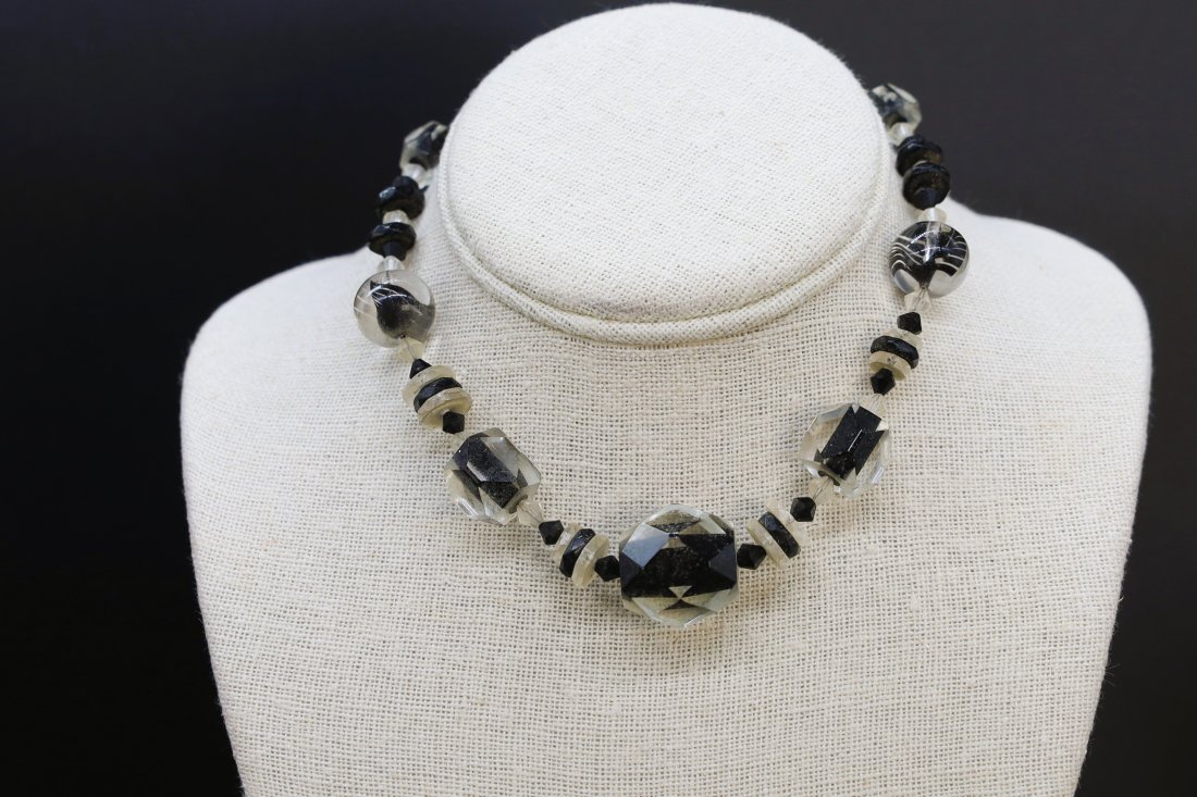Vintage Crystal and Jet Choker: Unique Crystal & Jet Choker:14"L Pick-Up Locally in East Setauket LI or In-House Shipping is available