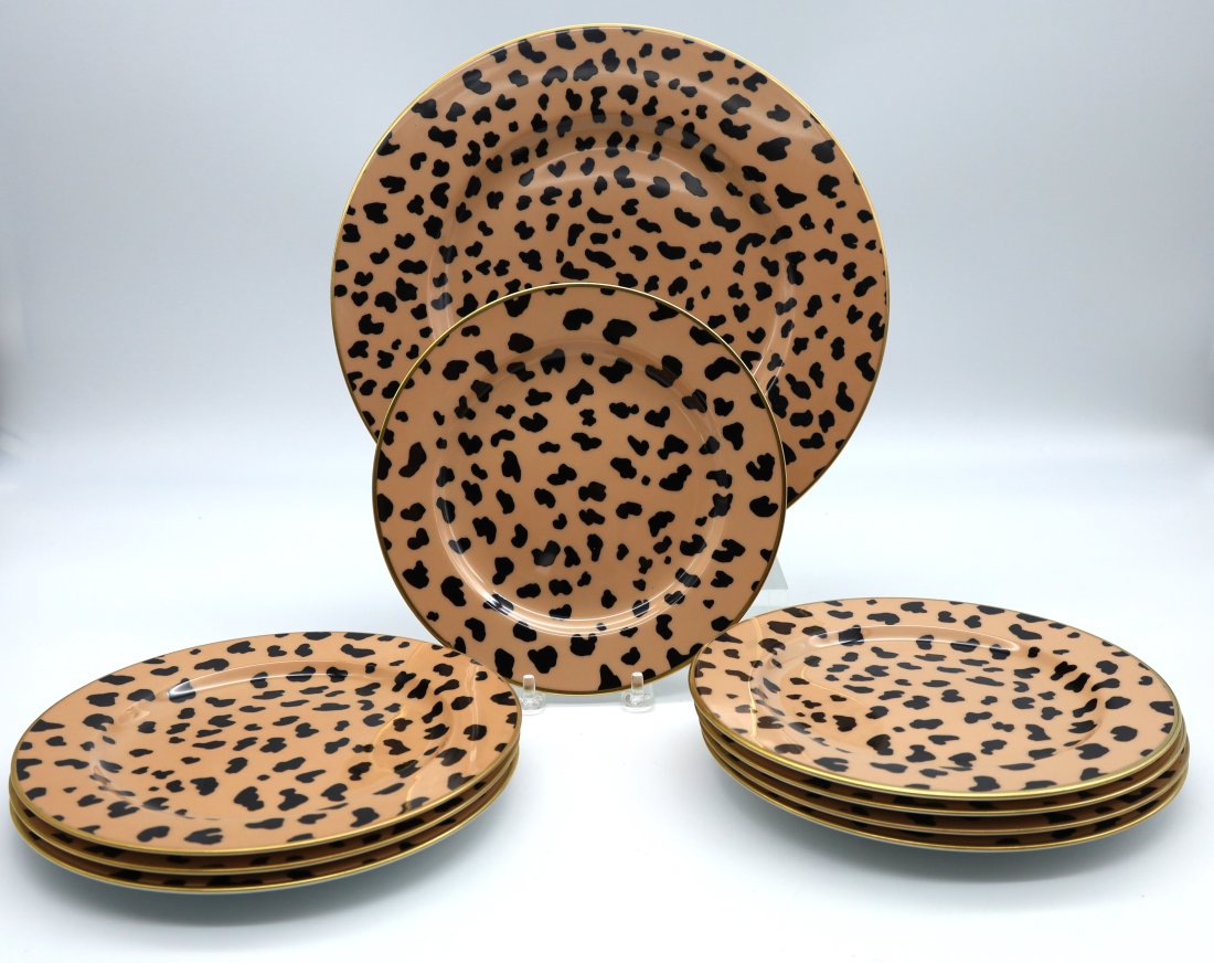 Tiffany and Co Eschenbach Luncheon plates: Lovely set of 8 small Plates with 1 serving plate in leopard Spot Pattern Bavaria 20th C. exclusive for Tiffany and Co.