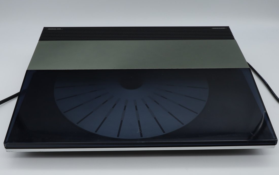 Bang And Olufsen Beogram 4500 working Stereo Turntable. (1 of 9)