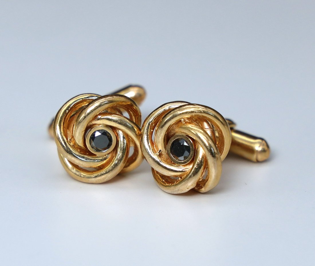 14K Yellow Gold Love Knot Cufflinks 16.3 (1 of 4)