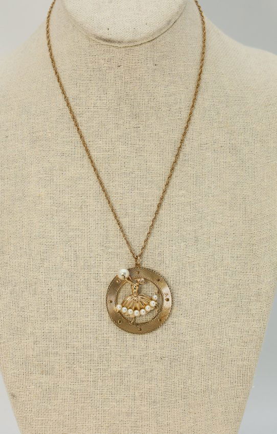 Vintage Lovely 14K Yellow Gold Chain and Dancer Pendant-14.76 GRAMS (1 of 5)