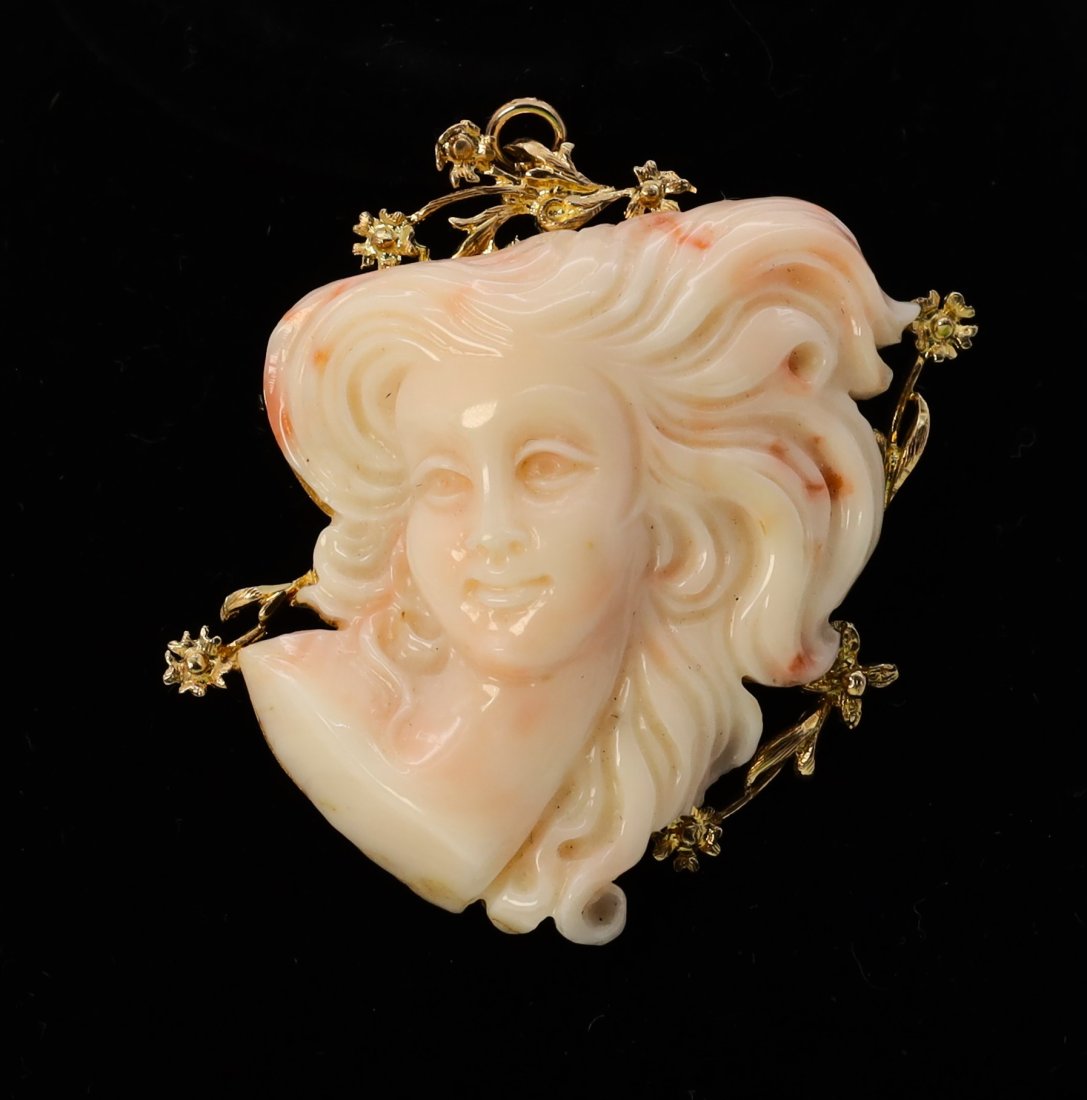 14Kt. Cameo Brooch: 2.5"D