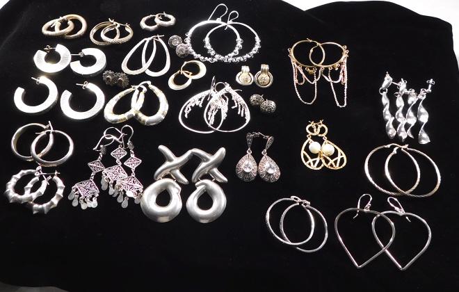 LARGE LOT OF (27) STERLING SILVER EARRINGS (1 of 1)