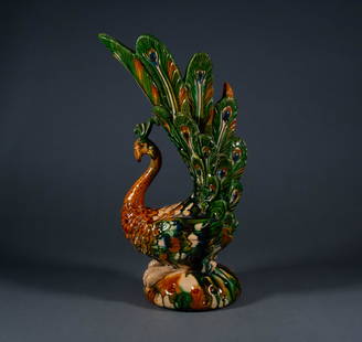 TANG DYNASTY - TRICOLOR PEACOCK VASE: H:36cm,W:16cm,Weight:1640g