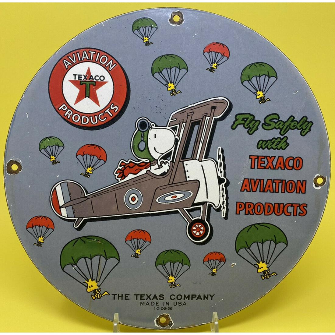 VINTAGE SNOOPY TEXACO GASOLINE PORCELAIN SIGN 11.75" DIAMETER (1 of 2)