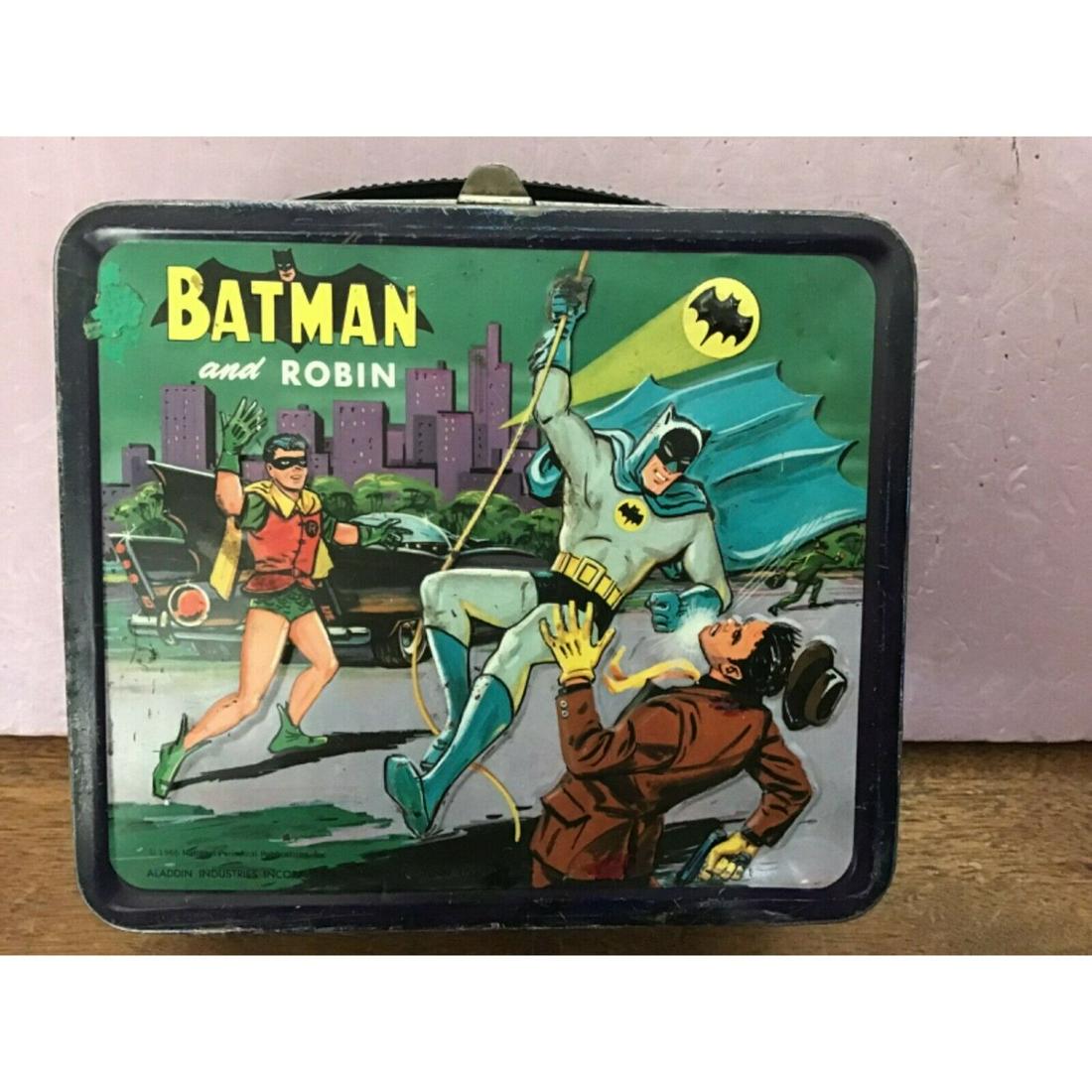 Batman and Robin vintage Lunchbox With Thermos (1 of 12)