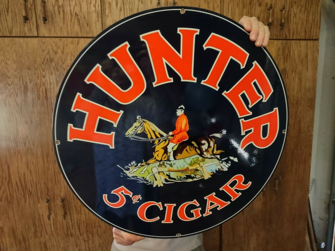 LARGE VINTAGE HUNTER CIGAR 5 CENTS TOBACCO PORCELAIN METAL GAS STATION SIGN 24' (1 of 1)