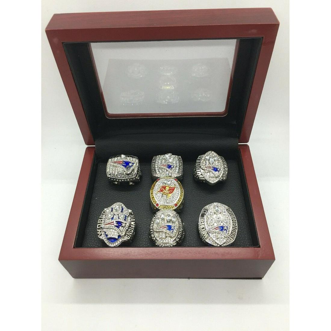 7 Pcs Tom Brady Super Bowl Championship Ring Set with Wooden Display Box (1 of 1)