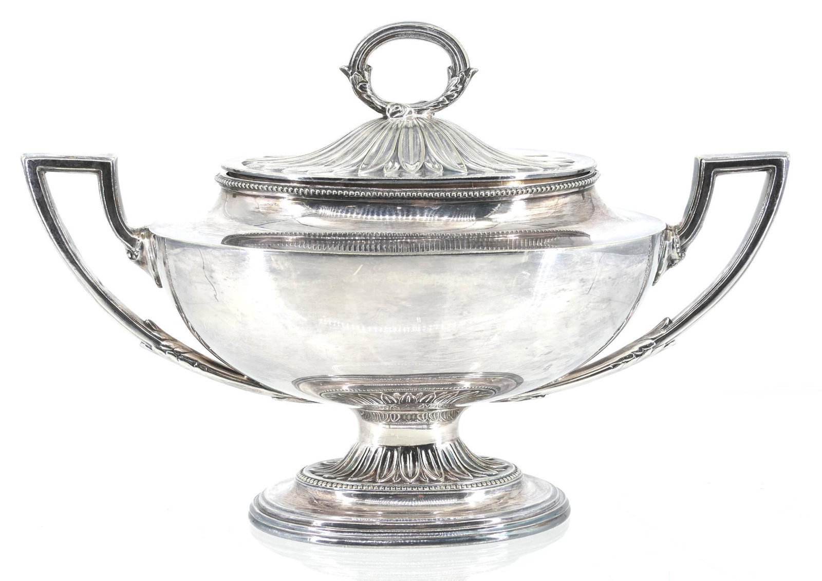 Georgian Silver Sauce Tureen (1 of 4)