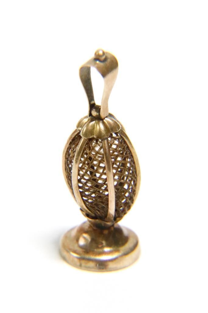 Memento Mori Woven Hair Egg-Shaped Pendant (1 of 3)