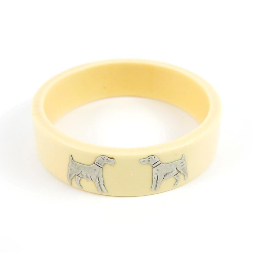 Vintage 800 Silver and Cream Resin Dog Bracelet (1 of 3)