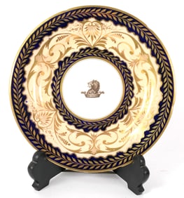 English Plate with Lion Head Center