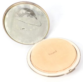 Sterling Compact by Volupte