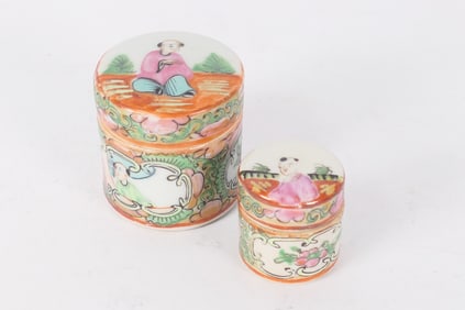 Pair of Chinese Export Rose Medallion Trinket Boxes