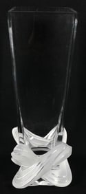 Lalique Lucca Love Knot Vase