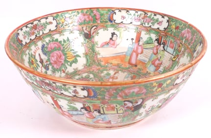 Antique Famille Rose Bowl