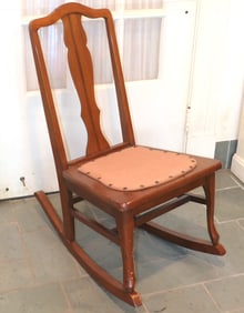 Nursing/Sewing Rocking Chair